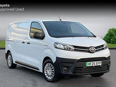 New Toyota Proace 100 kW (136 HP) 2025 Icy white MPV