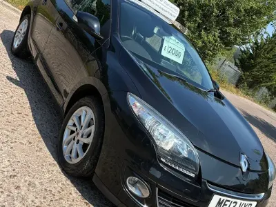 Used Renault Mégane III Dynamique 110 HP (80 kW) 2013 Black Hatchback