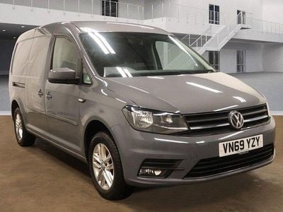 Used VW Caddy Maxi Highline 102 HP (75 kW) 2019 Grey MPV