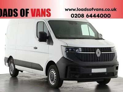 White New 2025 Renault Master Van | £23,800 (Good price)