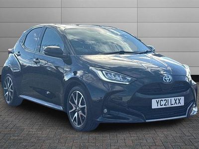 Used Toyota Yaris Hybrid 116 HP (85 kW) 2021 Black Hatchback