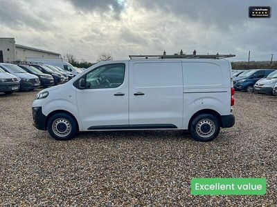 Used Vauxhall Vivaro 145 HP (106 kW) 2021 White MPV