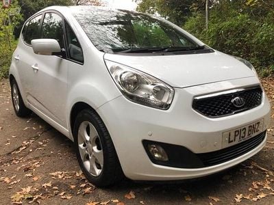 White Used 2013 Kia Venga Hatchback | £7,995 (Fair price)