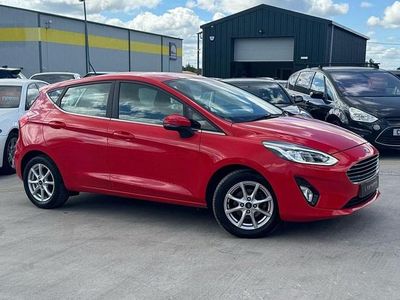 Used Ford Fiesta Zetec 100 HP (73 kW) 2018 Red Hatchback