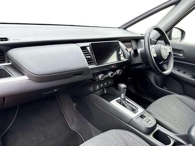 Used Honda Jazz Hybrid 109 HP (80 kW) 2022 Red Hatchback