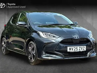 Used Toyota Yaris Design 116 HP (85 kW) 2025 Black Hatchback
