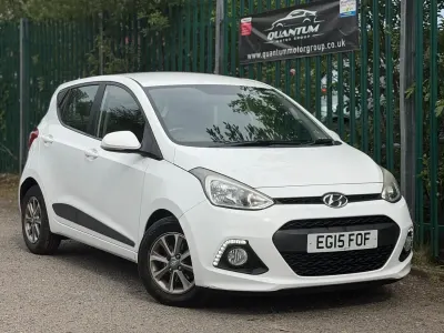Used Hyundai i10 Premium 87 HP (63 kW) 2015 White Hatchback