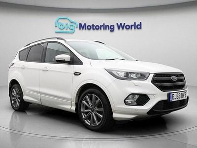 Used Ford Kuga ST-Line 150 HP (110 kW) 2019 White SUV