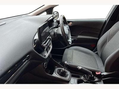 Used Ford Fiesta Active 100 HP (73 kW) 2018 White Hatchback