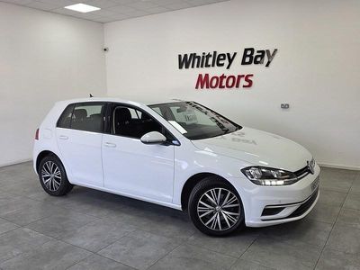 Używany VW Golf VII SE 115 KM (84 kW) 2018 Biały Hatchback