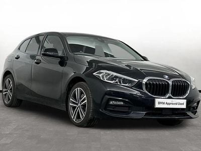 Used BMW 118 Sport Line 134 HP (98 kW) 2024 Black Hatchback