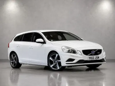 Used Volvo V60 R-Design 180 HP (132 kW) 2012 White Estate
