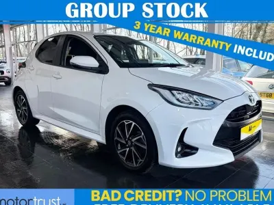 Used Toyota Yaris Design 116 HP (85 kW) 2022 White Hatchback
