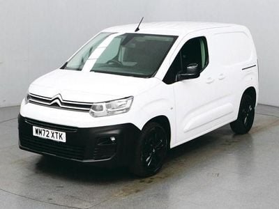 Used Citroën Berlingo 100 HP (73 kW) 2023 White MPV