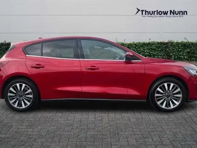Usado Ford Focus Titanium X 155 HP (114 kW) 2023 Vermelho Citadino
