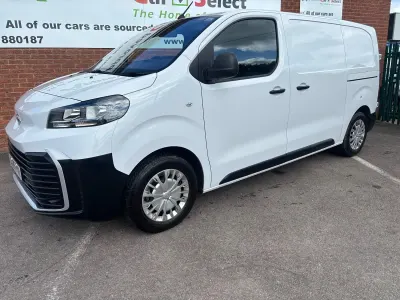 Used Toyota Proace 120 HP (88 kW) 2025 White MPV