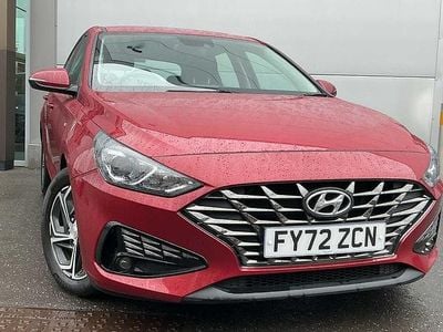 Ultimate red Used 2022 Hyundai i30 SE Hatchback | £12,790 (Good price)