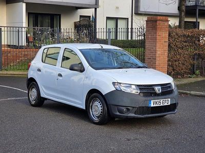 Used Dacia Sandero Acces 2015 White Hatchback
