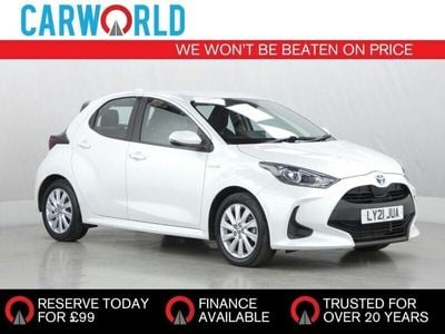 Toyota Yaris Hybrid