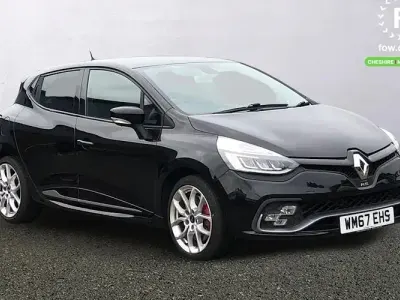 Begagnad Renault Clio IV 200 HK (147 kW) 2017 Svart Halvkombi