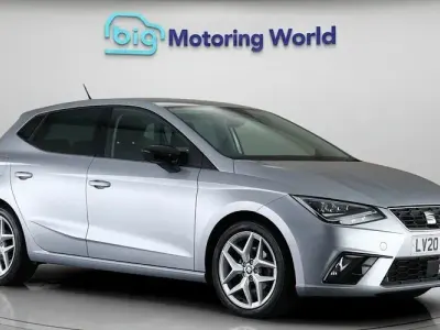 Używany Seat Ibiza FR 116 KM (85 kW) 2020 Srebrny Hatchback