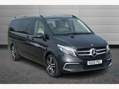 Mercedes V220