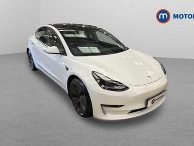 Begagnad Tesla Model 3 Long Range AWD 366 kW (498 HK) 2022 Vit Sedan
