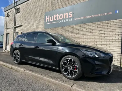 Używany Ford Focus ST-Line X 120 KM (88 kW) 2020 Czarny Kombi