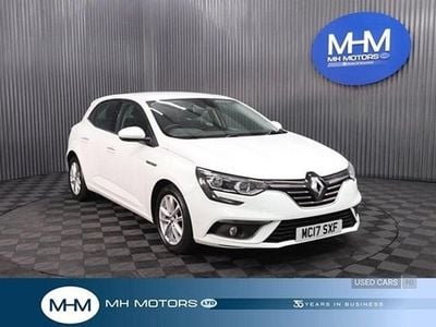 White Used 2017 Renault Mégane IV Dynamique Hatchback | £6,995 (Fair price)