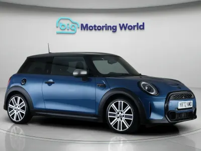 Used Mini Cooper S Exclusive 178 HP (130 kW) 2022 Blue Hatchback