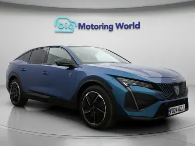 Usado Peugeot 408 GT 130 CV (95 kW) 2024 Azul SUV