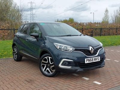 Second-hand Renault Captur Iconic 90 CP (66 kW) 2018 Albastru SUV