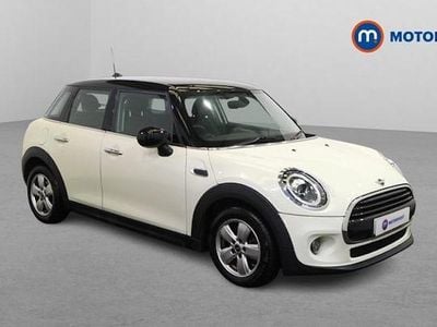 Used Mini Cooper Classic 136 HP (100 kW) 2020 White Hatchback