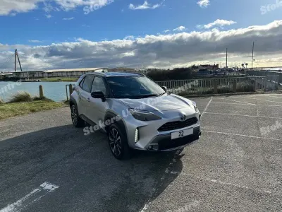 Second-hand Toyota Yaris Hybrid Edition 2022 Argintiu Hatchback