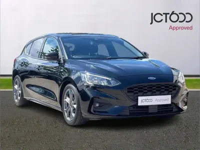Used Ford Focus ST-Line 123 HP (90 kW) 2018 Black Hatchback