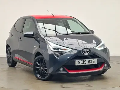 Used Toyota Aygo x-press 69 HP (50 kW) 2019 Grey Hatchback