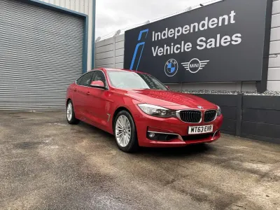 Begagnad BMW 320 Gran Turismo Luxury Line 184 HK (135 kW) 2014 Röd Halvkombi