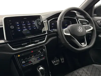 Used VW T-Roc R-line 150 HP (110 kW) 2025 Black SUV