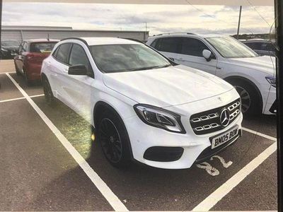 Mercedes GLA220