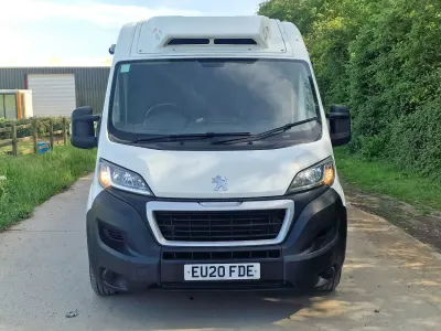 Usado Peugeot Boxer 140 CV (102 kW) 2020 Blanco Van