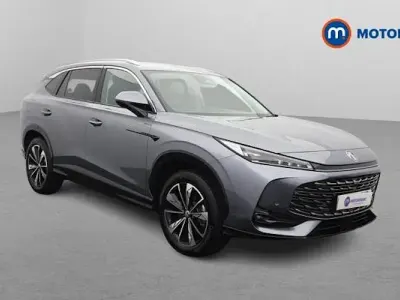 Usado MG HS Trophy 224 HP (164 kW) 2026 SUV