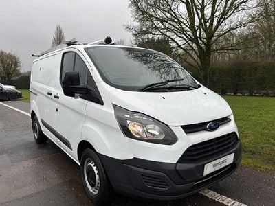 White Used 2017 Ford Transit Custom Van | £7,550 (Super price)