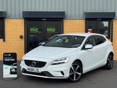 White Used 2019 Volvo V40 R-Design Hatchback | £9,995 (Fair price)