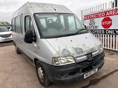 Begagnad Peugeot Boxer 2005 Silver Van