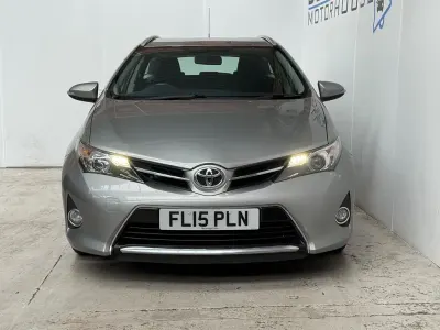 Used Toyota Auris
