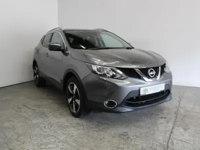 Used Nissan Qashqai N-Connecta 110 HP (80 kW) 2016 Grey SUV