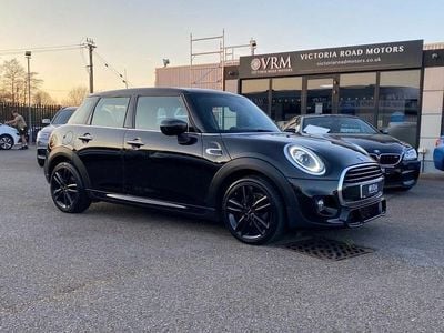 Used Mini Cooper Hatch 136 HP (100 kW) 2019 Black Hatchback