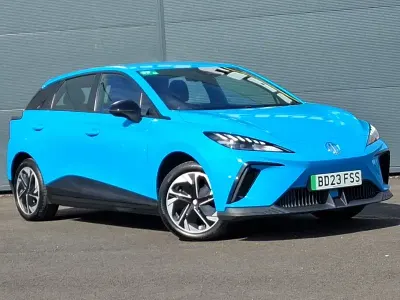 Used MG MG4 EV SE 125 kW (170 HP) 2023 Blue Hatchback