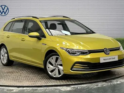 Used VW Golf VII Style 150 HP (110 kW) 2021 Yellow Hatchback