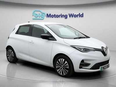 White Used 2023 Renault Zoe Techno Hatchback | £11,475 (Fair price)